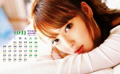 女人蹬坑小便视频